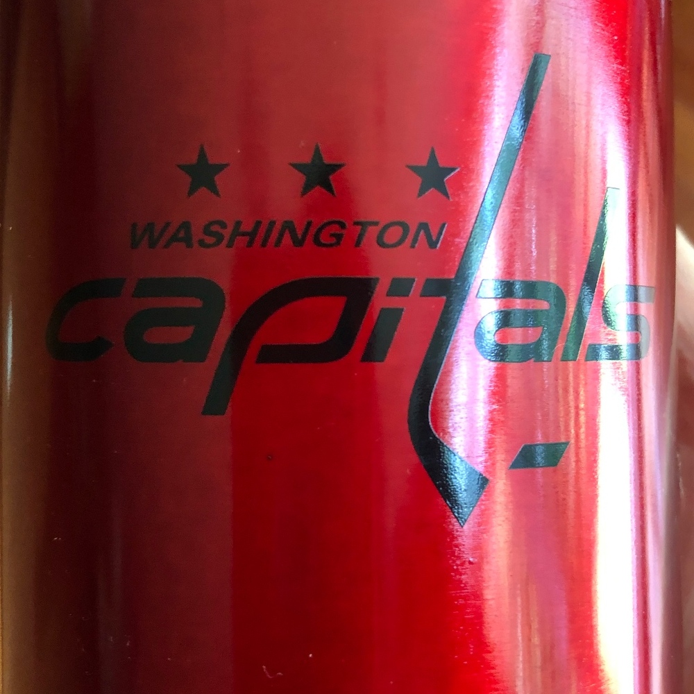 Washington Capitals 20 oz Water Bottle